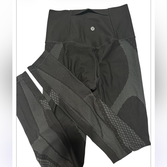 Lululemon🍋Mapped Out Black and Glacier Gray High-Rise Tights 28” Size 6 - Picture 6 of 8